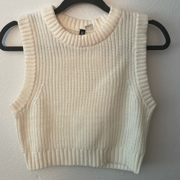 Cropped Sweater Tank Vest White/Cream - Picture 2 of 4
